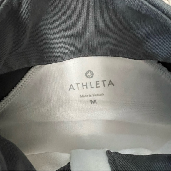 Athleta Women’s Quarter Zip Pullover Top Size Medium Gray White - Picture 11 of 13